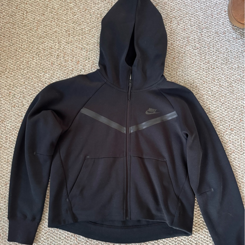 Women’s Nike Tech Zip Up Hoodie Size Small
